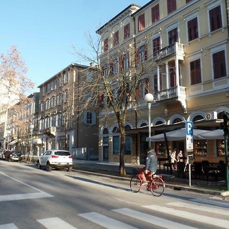 Apartament Residenza Vittorio Emanuele Gorycja Zewnętrze zdjęcie